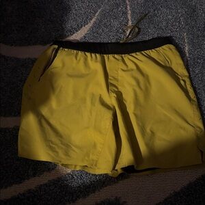 Like New Ten Thousand X shorts. Inner liner, pockets and drawstring.